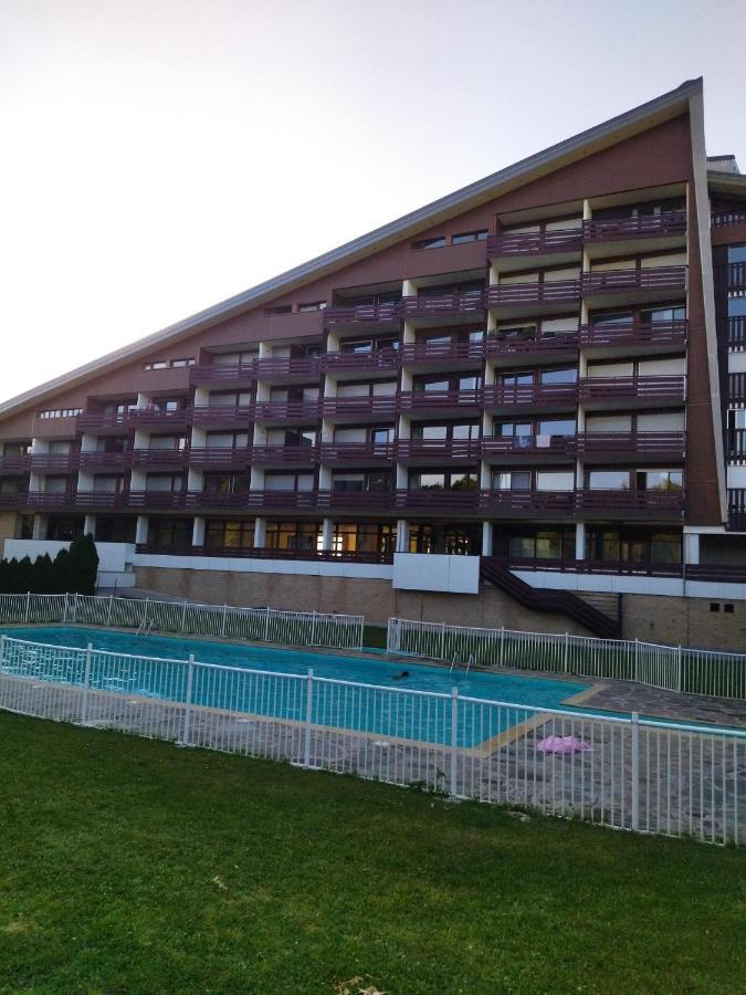 Studio Le Lacuzon Avec Piscine Et Tennis Exterieurs Ле-Русс Екстер'єр фото